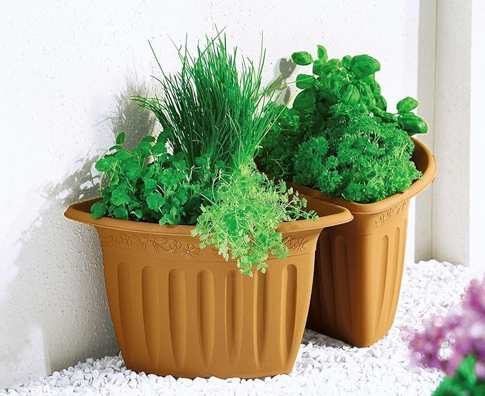 A pot for plants and flowers for the corner, a set of 4.